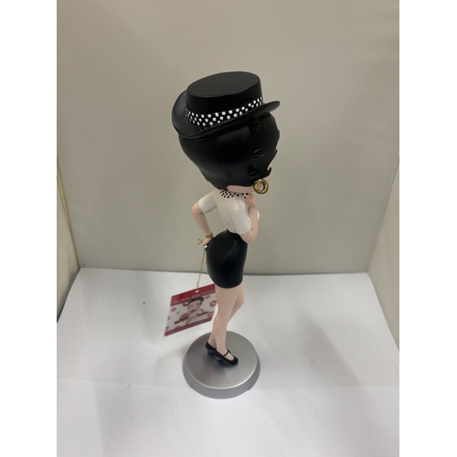 19 - A BETTY BOOP POLICE LADY FIGURE, HEIGHT APPROX 31CM