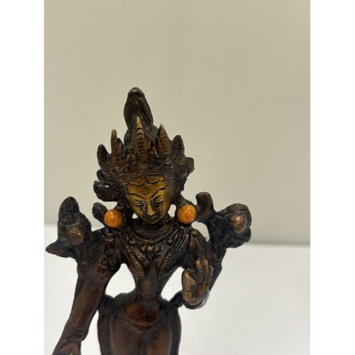 22 - AN ORIENTAL BRONZE DEITY LADY FIGURE, HEIGHT 16.5CM