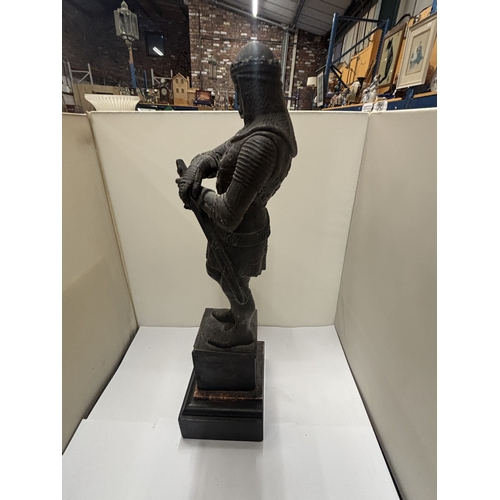 52 - A SPELTER FIGURE OF A MEDIEVAL KNIGHT, ON A PLINTH, HEIGHT 44CM