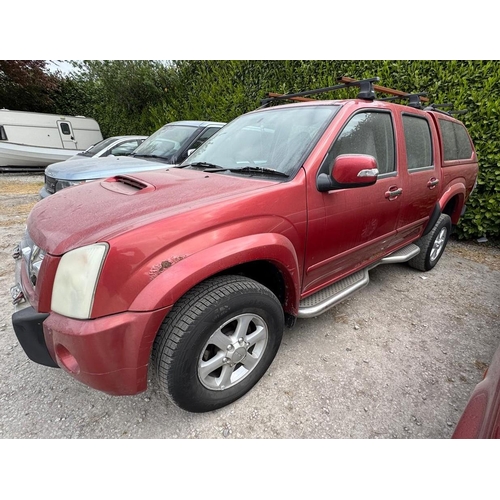 ISUZU RODEO DENVER FY57VTF MANUAL RED 4 DOOR FIRST REG 2007 APPROX ...