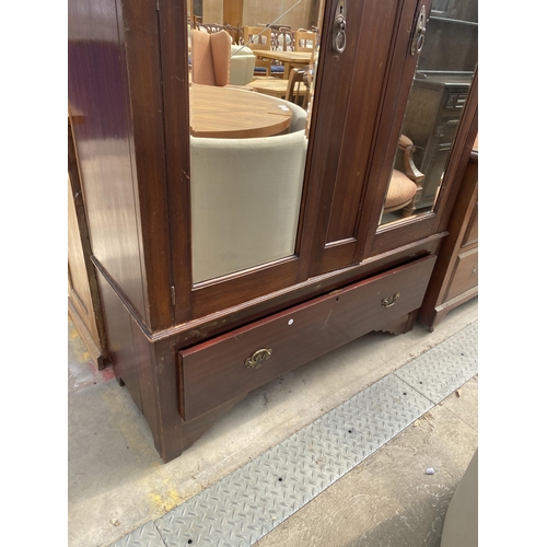 2615 - A LATE VICTORIAN MAHOGANY MIRRORED TWO DOOR WARDROBE WITH DRAWER TO BASE, 55