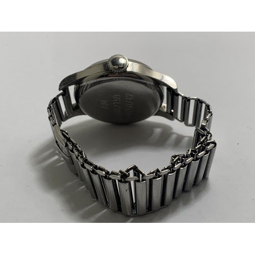 330 - A WWII MILITARY LONGINES PILOTS GENTS WATCH ENGRAVED 6B159 SEEN WORKING AND KEPT TIME OVER A 24 HOUR... 