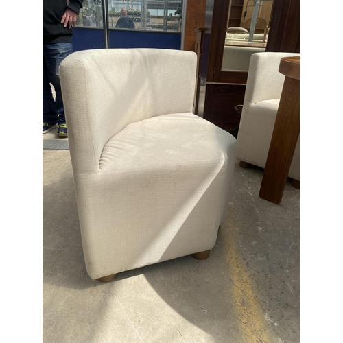 A MARK ROGERS 'DWELL' ROTUNDA, 47" DIAMETER, DINING TABLE WI...