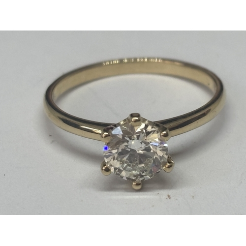 616 - A MARKED 14 CARAT GOLD RING WITH A 1 CARAT SOLITAIRE DIAMOND SIZE O/P IN A PRESENTATION BOX WITH GIA...