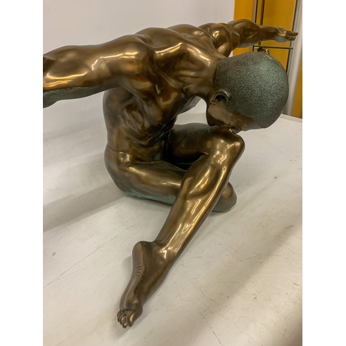 1 - A LARGE BRONZE COLOURED RESIN SCULPTURE OF A NUDE MALE WITH ARMS OUTSTRETCHED IN A YOGA POSE - 135 C... 
