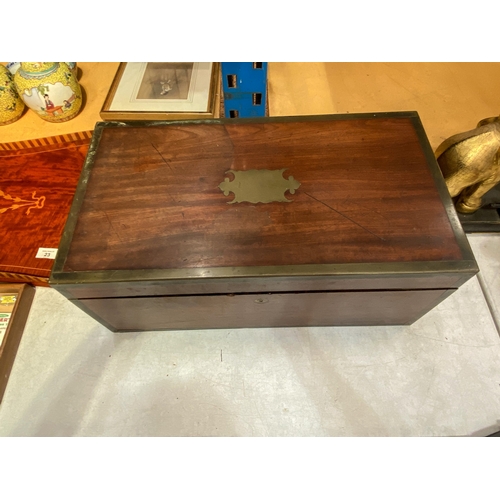 19 - AN ANTIQUE C1850 J BRAMAH WRITING SLOPE WITH BRASS-BOUND INLAY AND CORNERS WITH INTERIOR COMPARTMENT... 