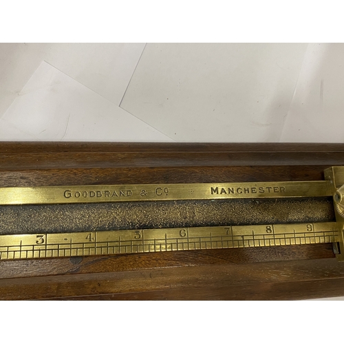 32 - AN ANTIQUE GOODBRAND & CO.,  MANCHESTER BRASS YARN STRENGTH TESTING MACHINE