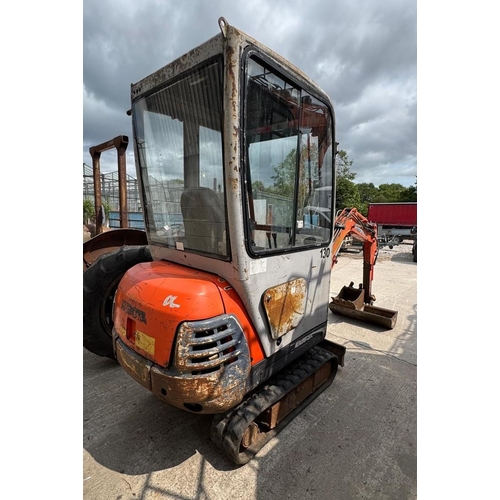 211 - KUBOTA MINI DIGGER KY36-2 IN WORKING ORDER NO VAT