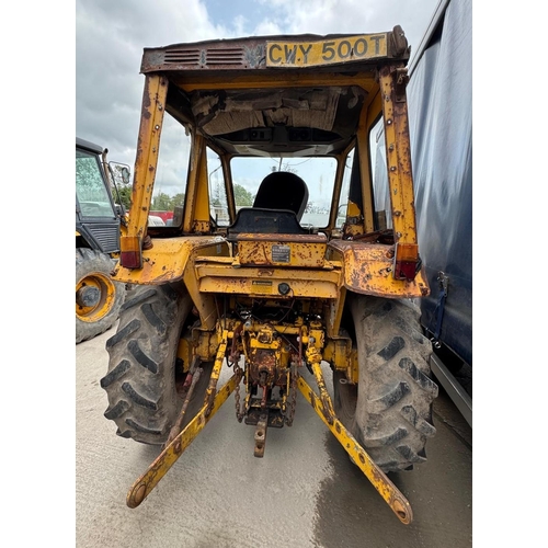 216 - DAVID BROWN 885 TRACTOR WITH LOADER BUCKET & FORKS HYDRAULIC BUCKET & FORKS PIPED FOR HYDRAULIC ATTA... 