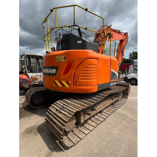 212 - 2018 DOOSAN DX140 LCR DIGGER 5297.6 HOURS IN WORKING ORDER + VAT