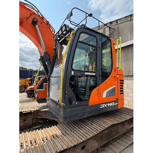 212 - 2018 DOOSAN DX140 LCR DIGGER 5297.6 HOURS IN WORKING ORDER + VAT