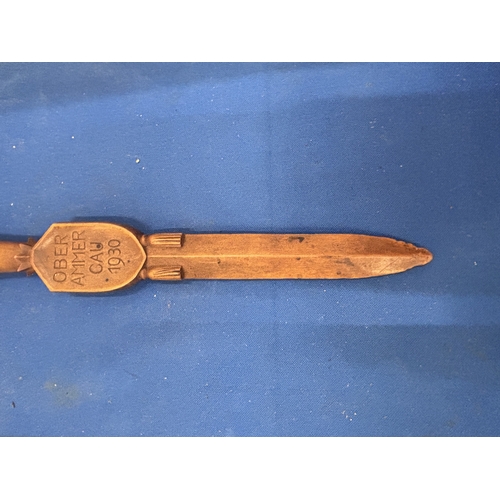 33 - A BAVARIAN OBERAMMERGAU, PASSION PLAY PAPER KNIFE, DATED 1930