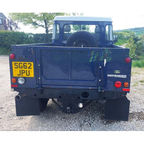 178 - LANDROVER DEFENDER 110 DIESEL PICK UP TD FIRST REG 30/10/12 SG62JPU APPROX 43629 MILES MOT 11/12/25 ... 