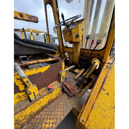 203 - A HEAVY TERRAIN BONSER FORK LIFT   + VAT