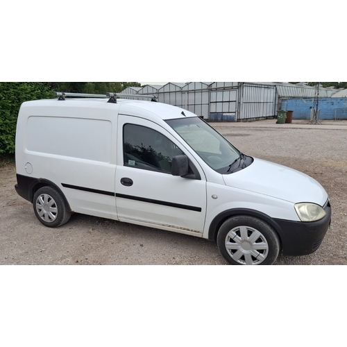 179 - A VAUXHALL COMBO VAN AO57VDT 12 MONTHS MOT 147968 MILES DIESEL RUNS & DRIVES WELL NO VAT WHILST ALL ... 