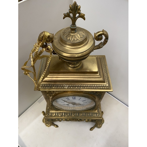 19 - A VINTAGE FRENCH ORNATE GILT CHIMING CLOCK, HEIGHT APPROX 44CM
