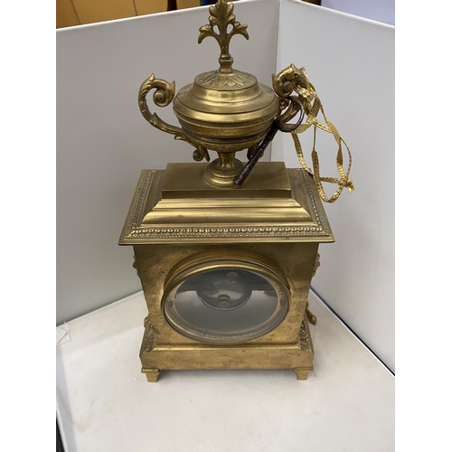 19 - A VINTAGE FRENCH ORNATE GILT CHIMING CLOCK, HEIGHT APPROX 44CM