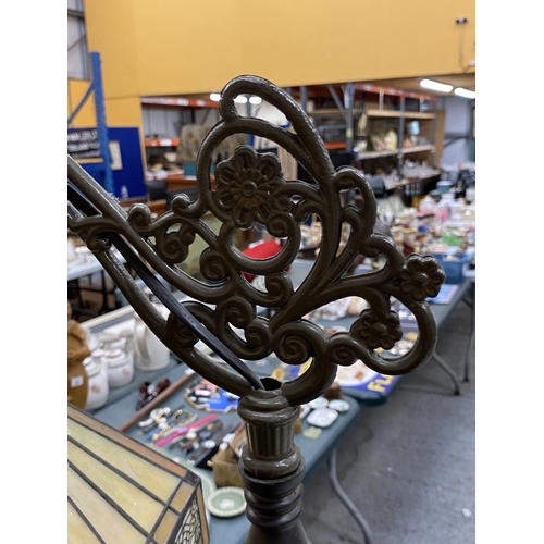 37 - A HEXAGON TIFFANY STYLE ART DECO TABLE LAMP TOGETHER WITH A SIMILAR FLOOR LAMP WITH GOOSENECK