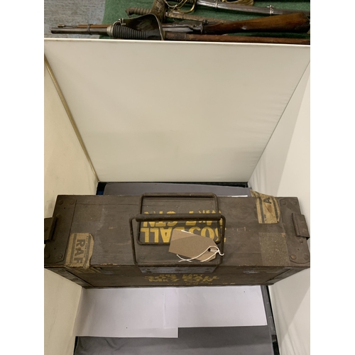 319 - A VINTAGE .303 PAINTED WOOD CARTRIDGE BOX