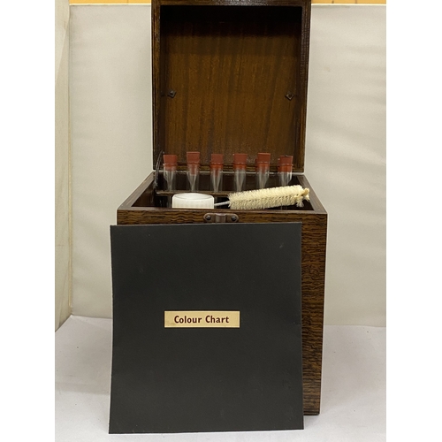 14 - A VINTAGE OAK CASED BARIUM SULPHATE SOIL TESTING OUTFIT