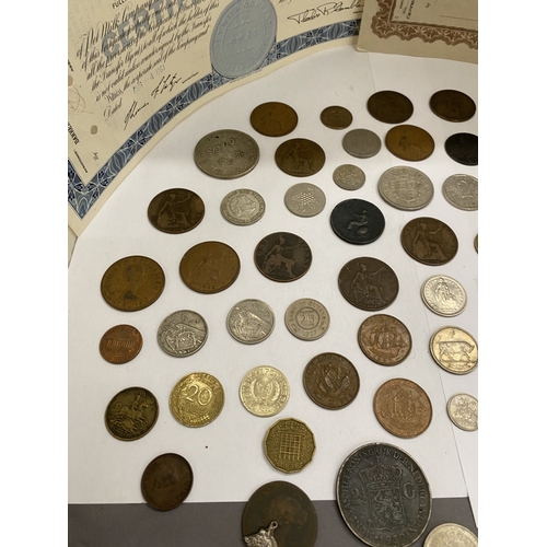 18 - A COLLECTION OF COINS TO INCLUDE A SILVER QUEEN WILHELMINA 2½ GUILDERS DATED 1930, A QUEEN VICTORIA ... 
