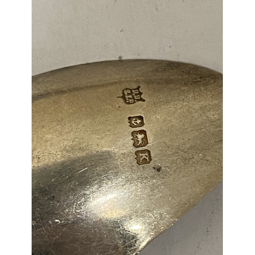 29 - A COLLECTION OF SILVER SPOONS, FORKS AND KNIVES WITH VARIOUS HALLMARKS, GROSS WEIGHT 263g