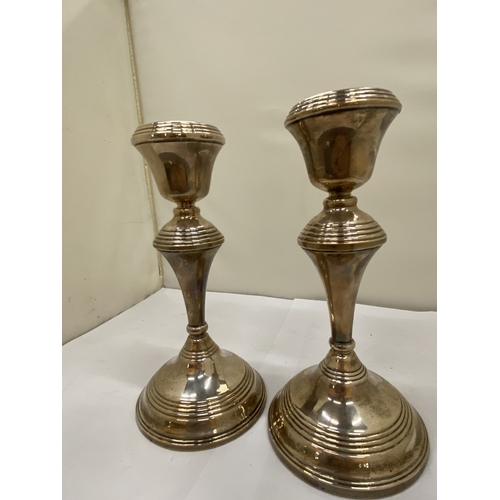 3 - A PAIR OF HALLMARKED BIRMINGHAM CANDLESTICKS WITH FILLED BASES, GROSS WEIGHT 697g
