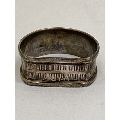 6 - FOUR HALLMARKED (THREE BIRMINGHAM, ONE CHESTER) SILVER NAPKIN RINGS, WEIGHT 77g
