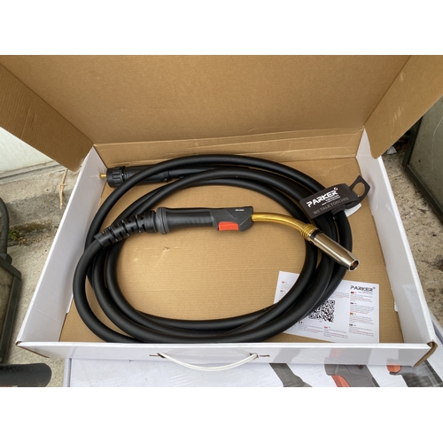 67 - AN AS NEW AND BOXED PARKER WELDING TOOL SET  NO VAT
