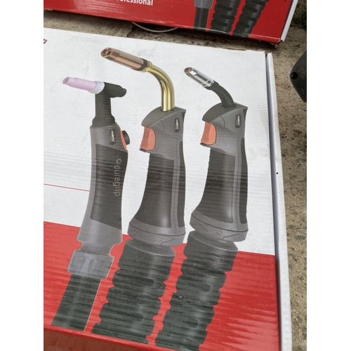 68 - AN AS NEW AND BOXED PARKER WELDING TOOL SET  NO VAT