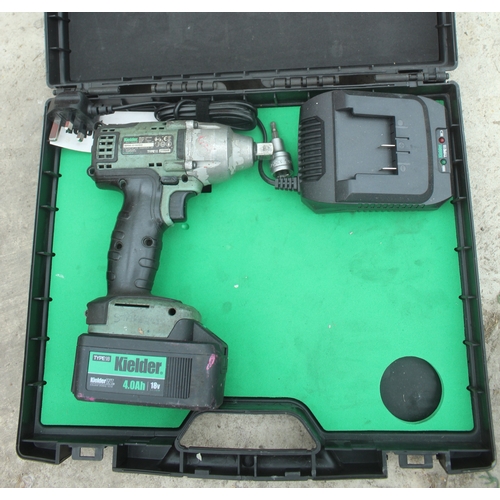 72 - A KIELDER CORDLESS IMPACT GUN WITH BATTERY, CHARGER AND CARRY CASE  NO VAT