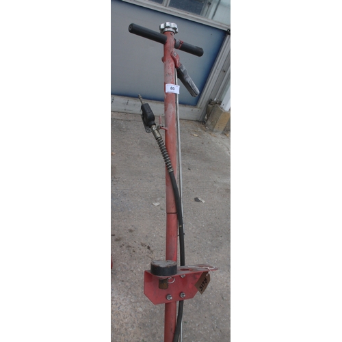 80 - AN AIRLINE JACK  NO VAT