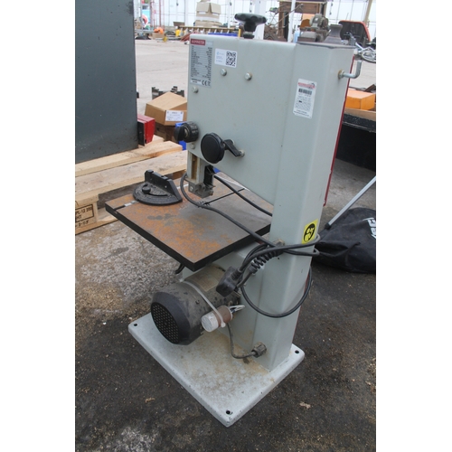 90 - AN AXMINSTER HOBBY BAND SAW  NO VAT