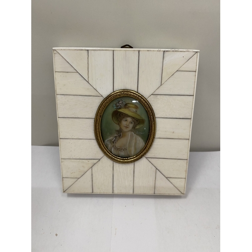 15 - A COLLECTION OF FOUR MINIATURE PAINTINGS, TO INCLUDE TWO LADIES IN 18TH CENTURY COSTUME, ETC