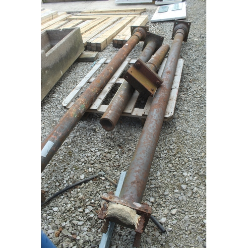 1032 - 3 ANTIQUE COLUMNS 1 BROKEN 12FT + VAT