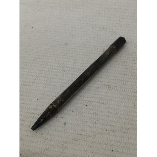 18 - A HALLMARKED BIRMINGHAM SILVER PROPELLING PENCIL