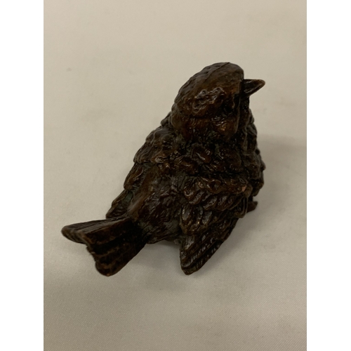 53 - A BRONZE FIGURE OF A BIRD, HEIGHT 5CM