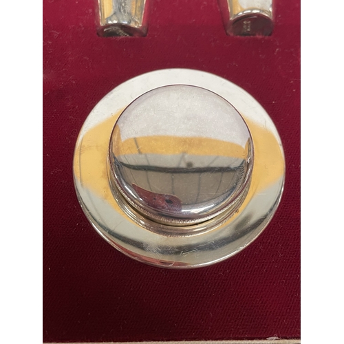 20 - A ROYAL DOULTON SILVER PLATED COMMUNION SET IN A FITTED CASE