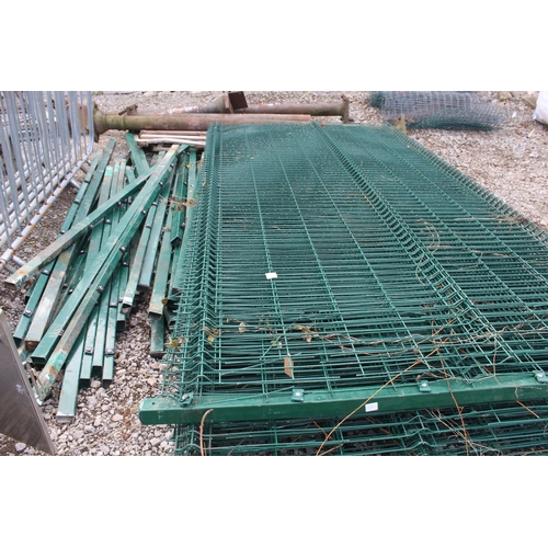 A QUANTITY OF MESH PROFILE FENCING AND 31 POSTS NO VAT
