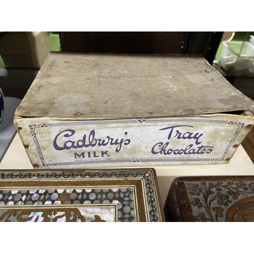 A COLLECTION OF VARIOUS TREEN BOXES