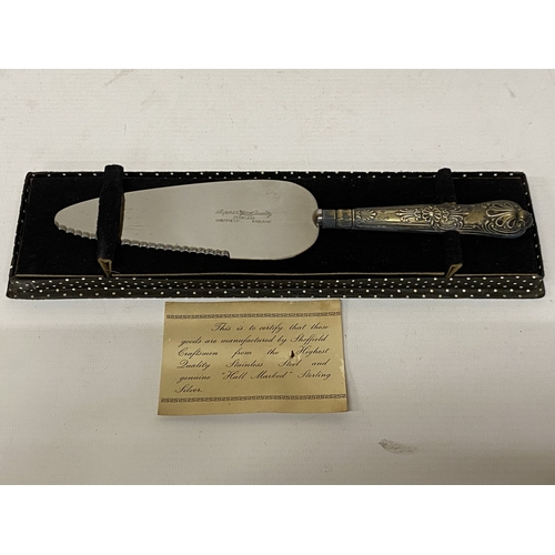 92 - A SILVER HANDLE CAKE KNIFE