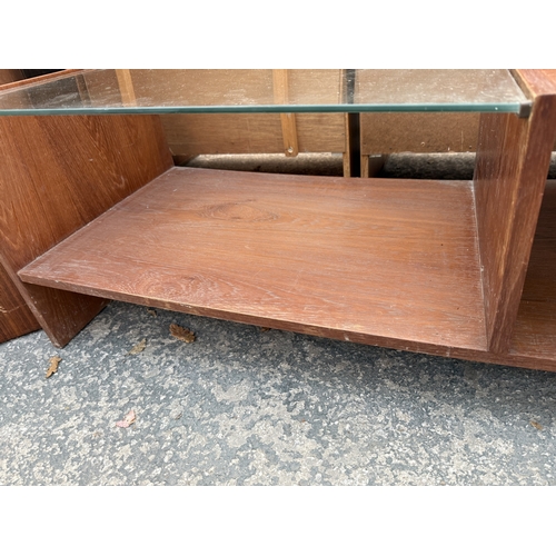 2574 - A RETRO TEAK COFFEE TABLE WITH PARTIALLY GLAZED TOP, 50