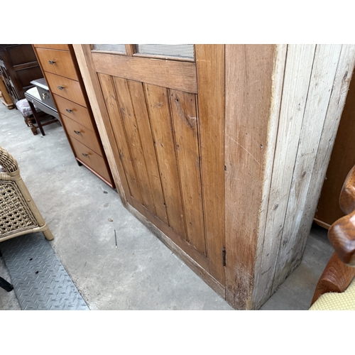 2624 - AN EARLY 20TH CENTURY PINE LARDER CUPBOARD WITH METAL MESH DOOR PANELS, 35.5