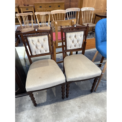 2688 - A PAIR OF EDWARDIAN MAHOGANY BUTTON BACK DINING CHAIRS