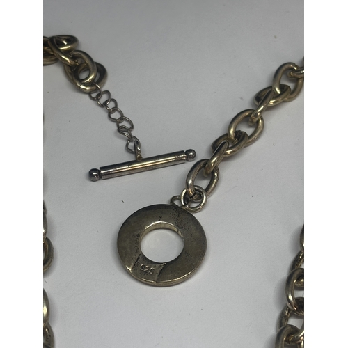 528 - A HEAVY SILVER T BAR NECK CHAIN GROSS WEIGHT 41.27 GRAMS
