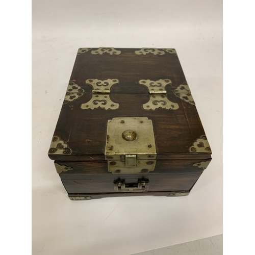 70A - A VINTAGE CHINESE SHAVING/VANITY BOX , WITH BRASS BANDING, DRAWER AND MIRROR - MIRROR A/F