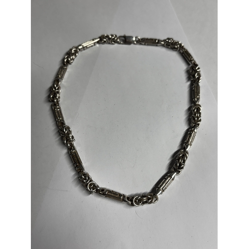 788 - A HEAVY SILVER NECKLACE LENGTH 16 INCHES GROSS WEIGHT 58.9 GRAMS