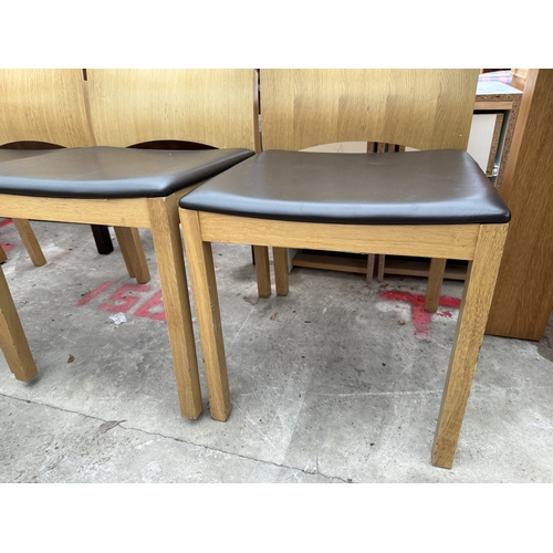 2760 - AN OAK AND TUBULAR METAL FRAMED DINING TABLE, 79