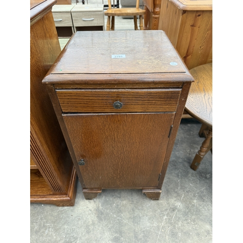 2793 - A LEBUS MID 20TH CENTURY OAK BEDSIDE LOCKER