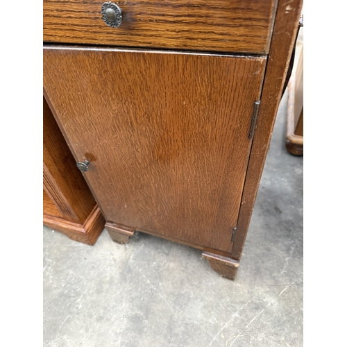 2793 - A LEBUS MID 20TH CENTURY OAK BEDSIDE LOCKER